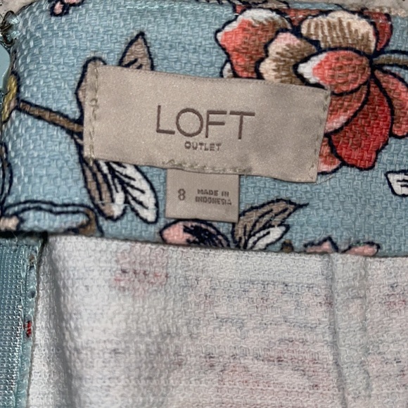 Loft Flower Print Pencil Skirt - Never Worn - Picture 5 of 5